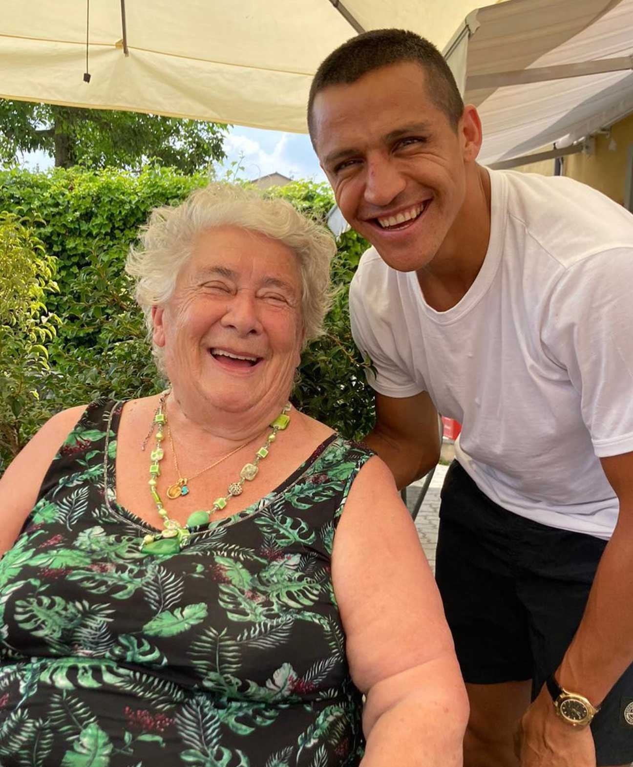 Renza alla Terrazza con Alexis Sanchez Renza alla Terrazza con Alexis Sanchez